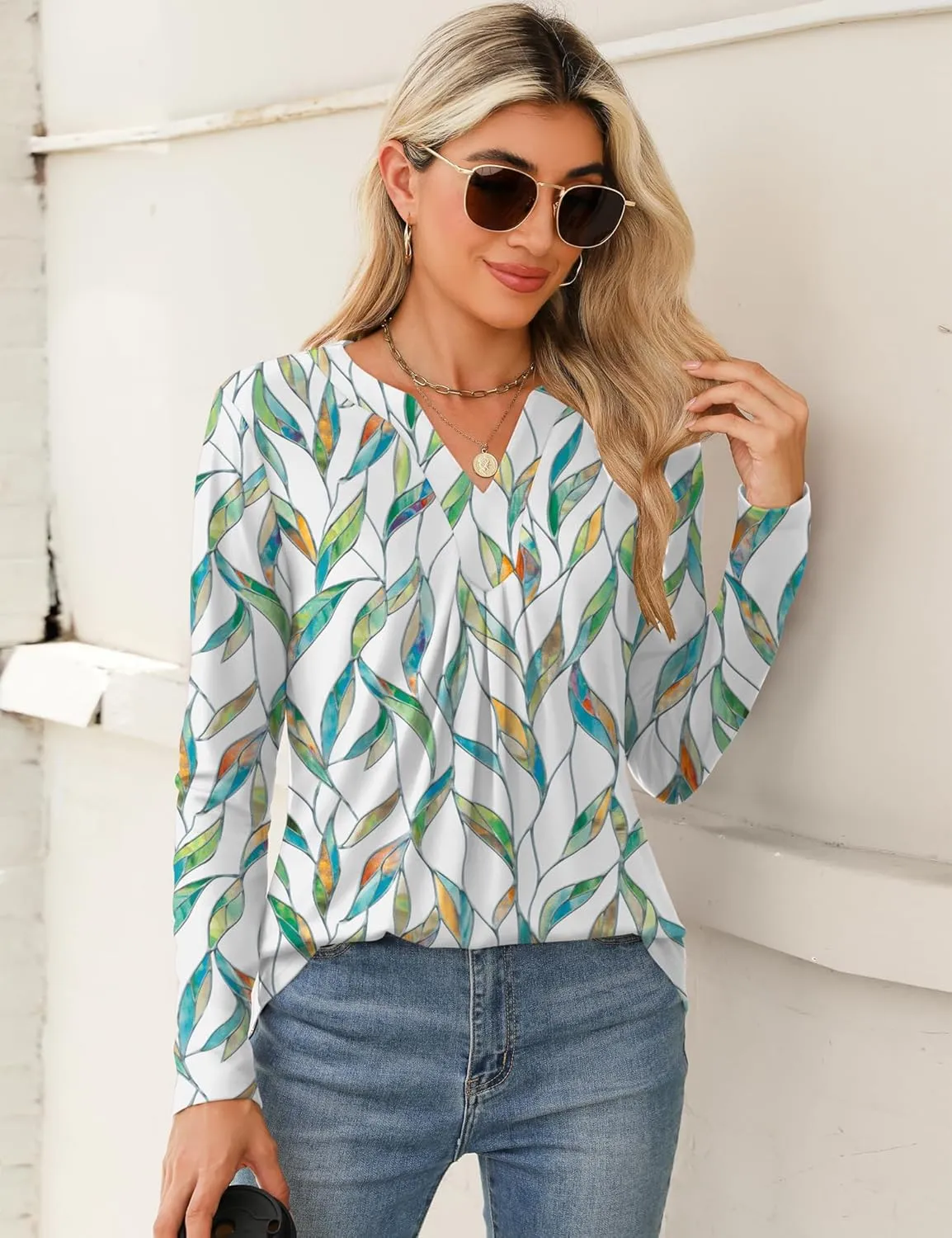 Qirno Womens Tops Fall 2024 Long Sleeve Blouses Dressy Casual V Neck Pleated Work Shirts
